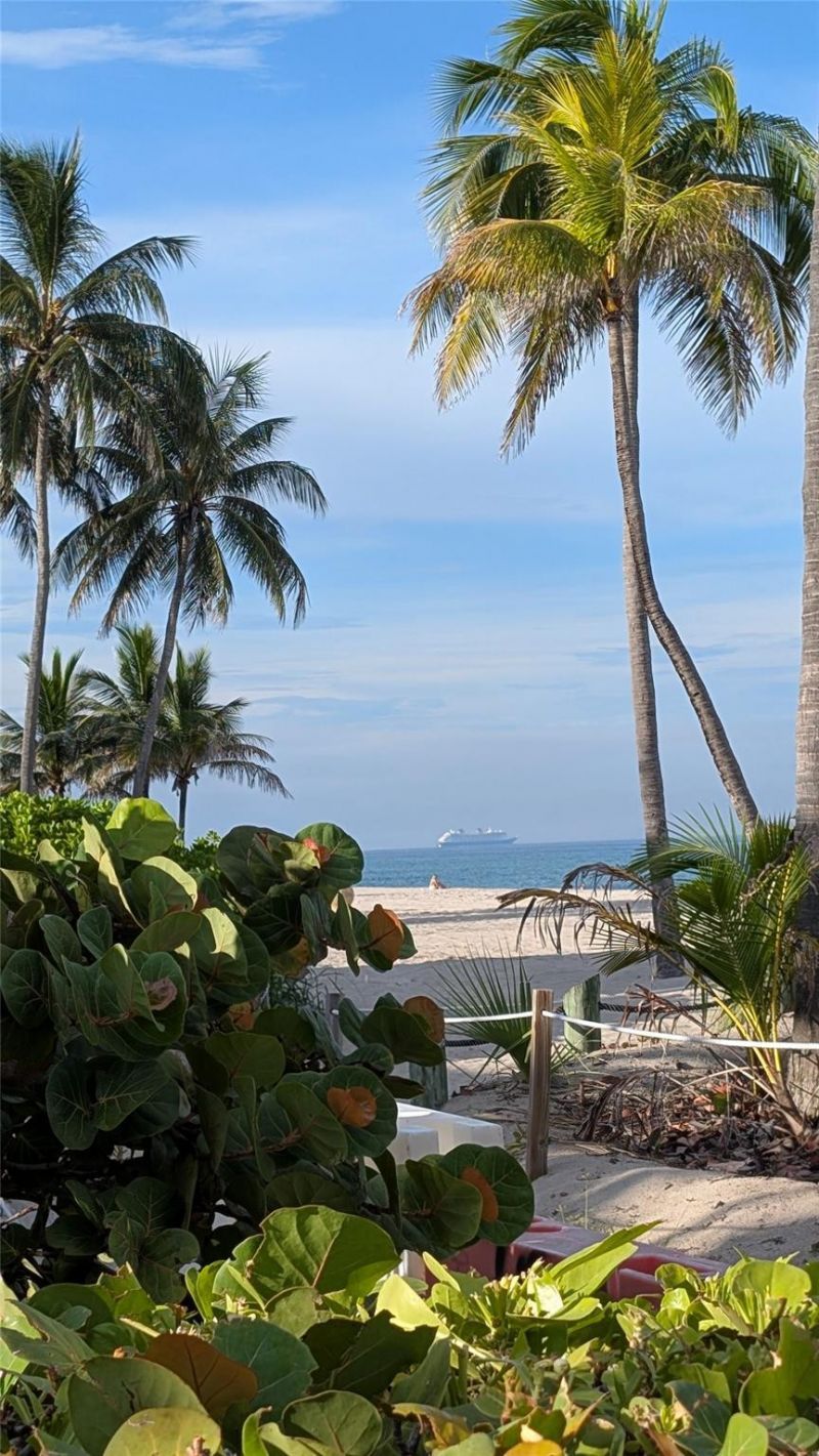 1501 S Ocean Drive, Unit 404, Hollywood, FL 33019 Photo