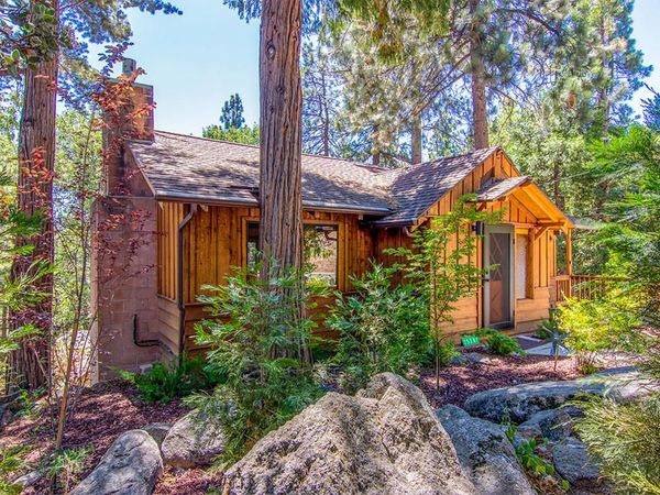 25284 Lakeview Drive, Idyllwild, CA 92549
