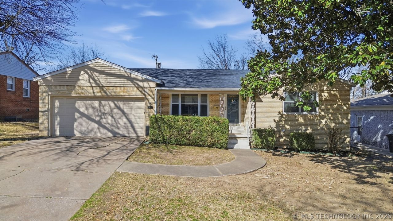 5857 E 21st Place, Tulsa, OK 74114 Main Photo