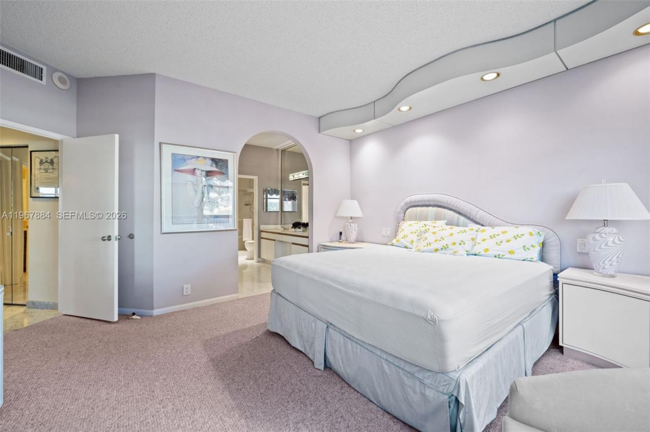 19101 NE 36th Ct, Unit 112, Aventura, FL 33180 Photo