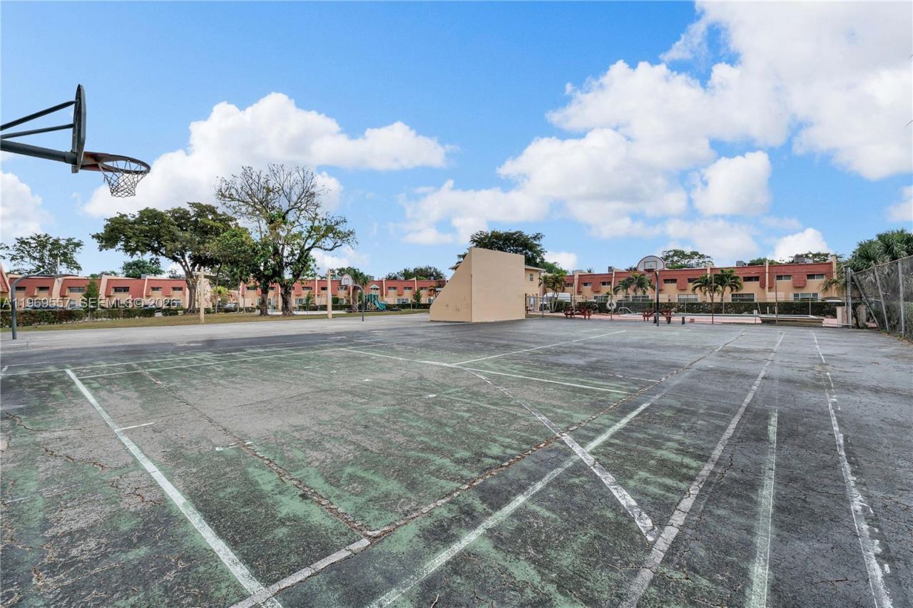 34 Meacham Ln, Tamarac, FL 33319 Photo