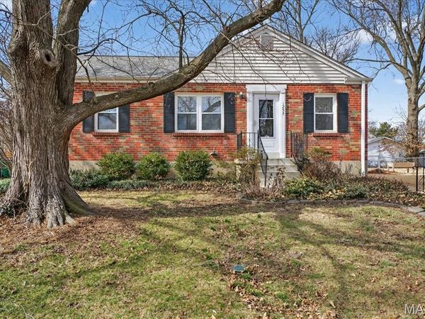 1253 Charlane Court, Rock Hill, MO 63119