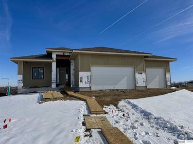4503 S 203rd Avenue, Omaha, NE 68135