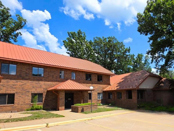 1365 E Bradford Parkway, Unit 21, Springfield, MO 65804