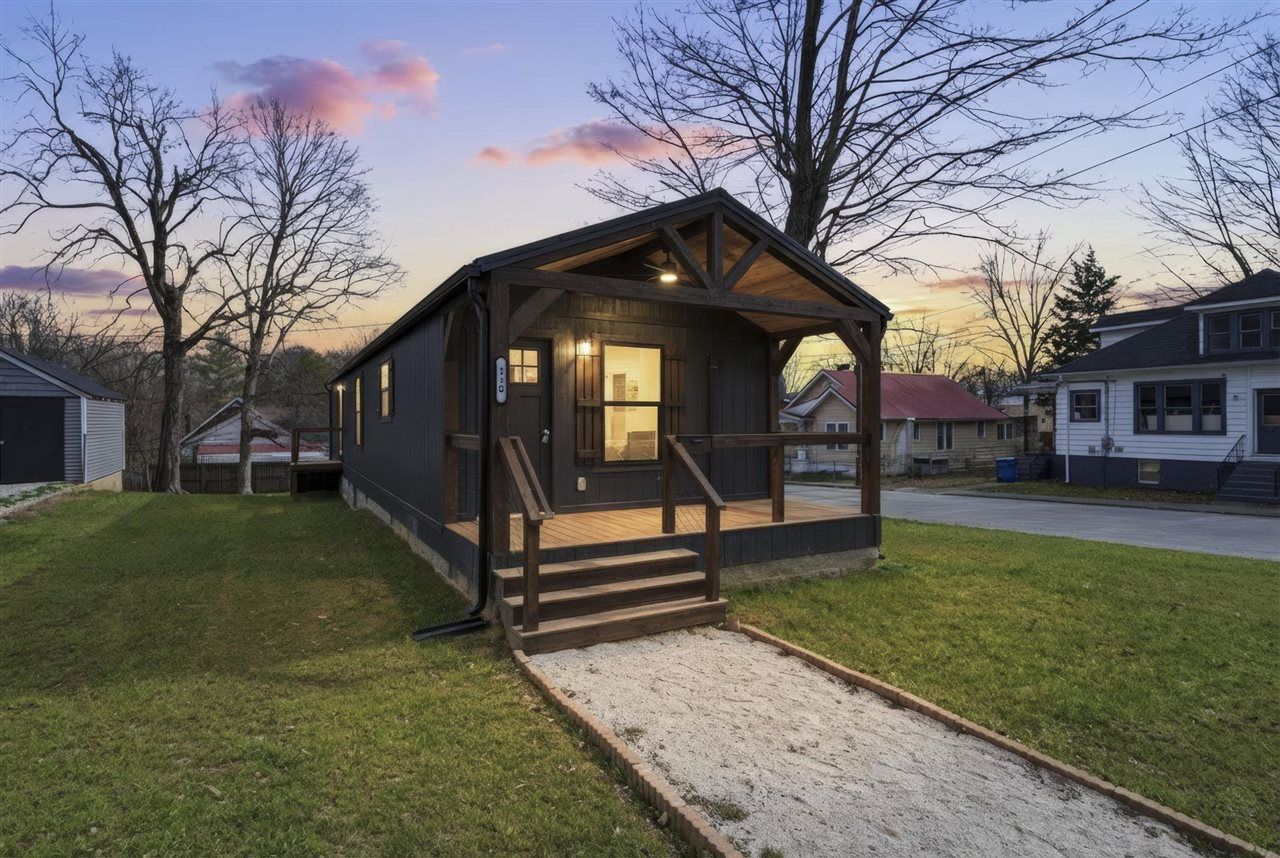 110 S Morgan Street, Glasgow, KY 42414 Main Photo