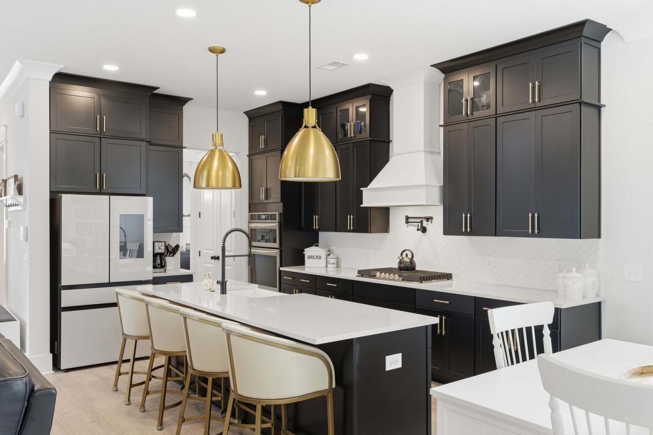 1081 Capersview Court Photo 4