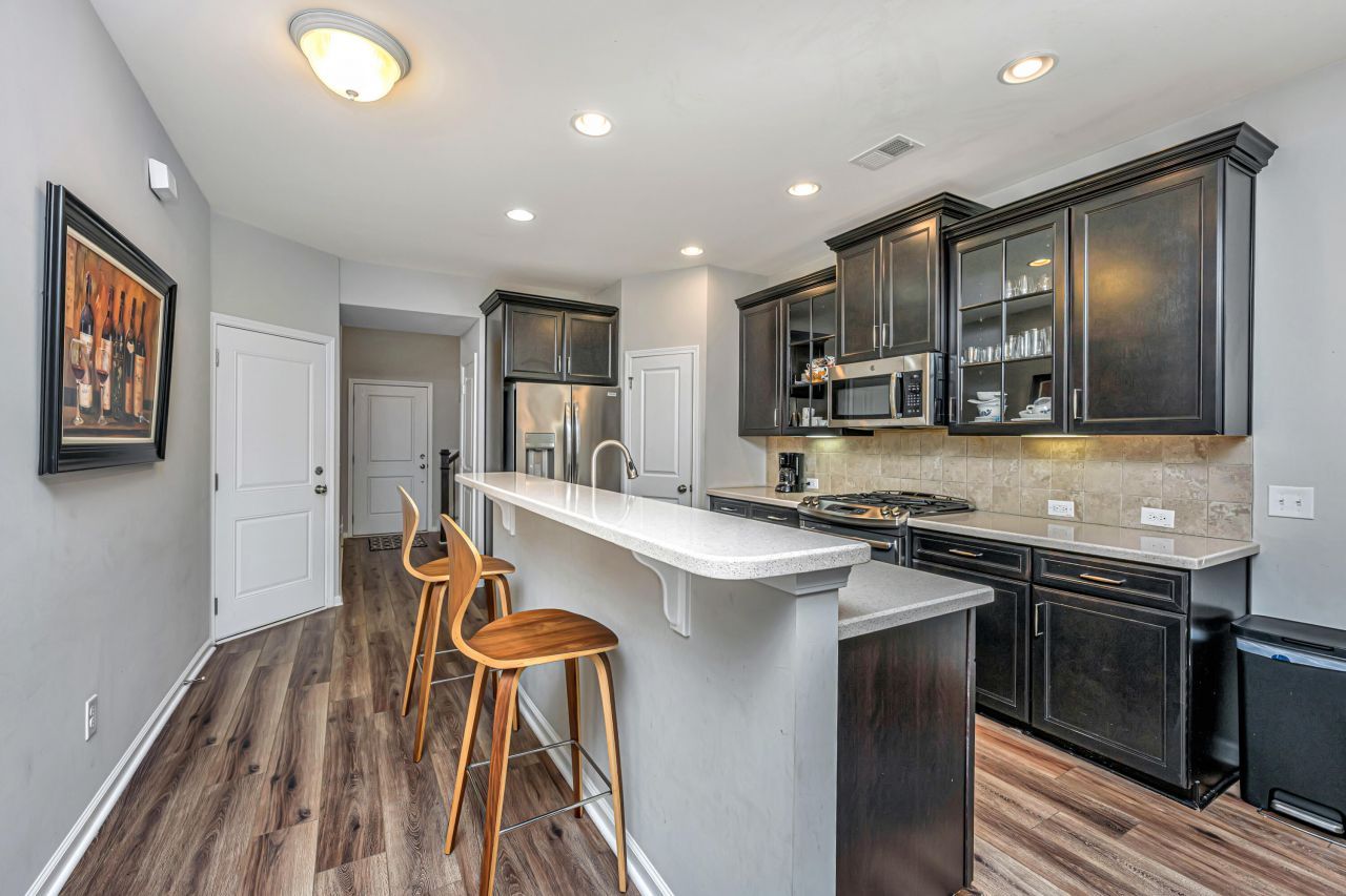 3825 Tupelo Branch Row Photo 18