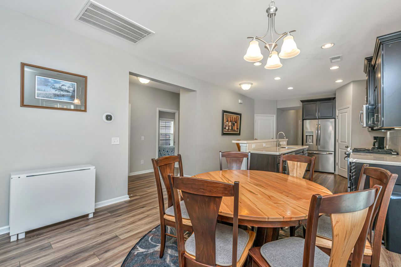 3825 Tupelo Branch Row Photo 20