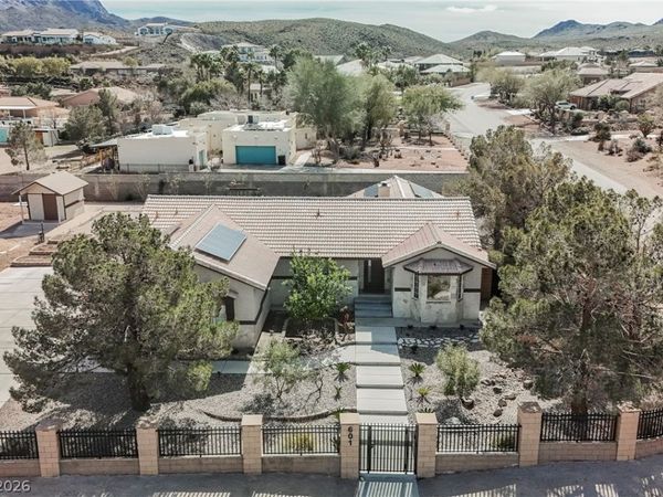601 Sandy Drive, Henderson, NV 89002