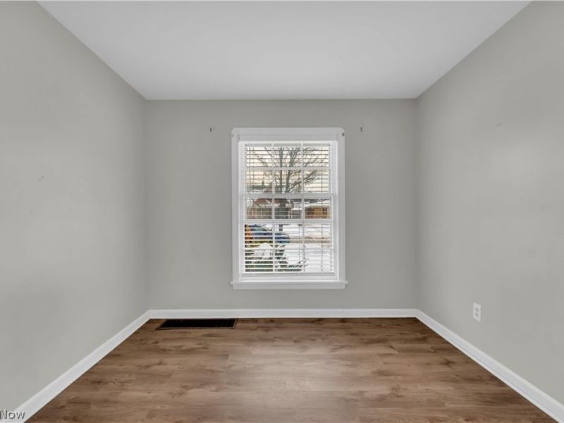 4610 Yorkshire Avenue, Parma, OH 44134 Photo 11