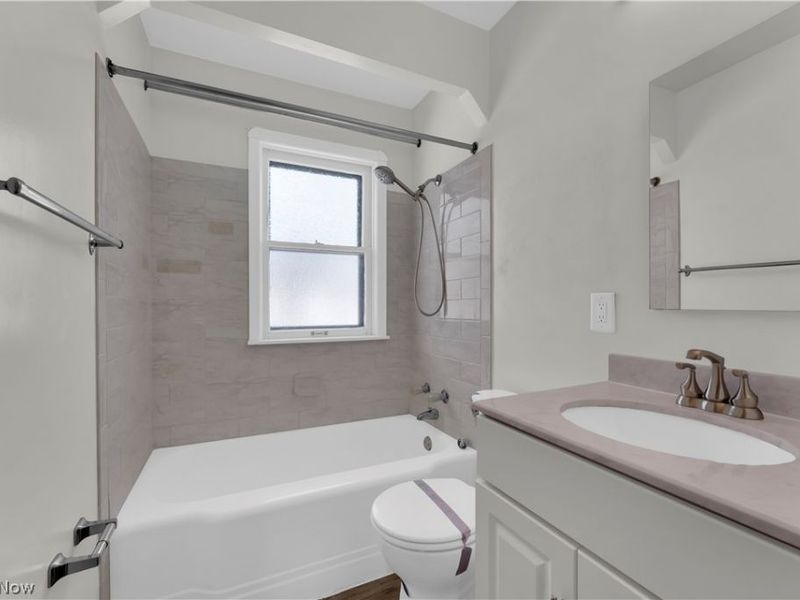 4610 Yorkshire Avenue, Parma, OH 44134 Photo 15