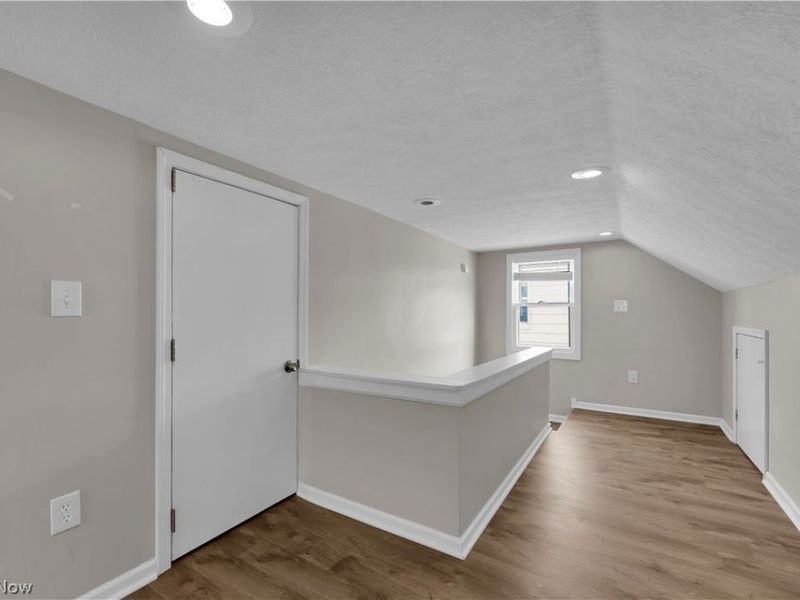 4610 Yorkshire Avenue, Parma, OH 44134 Photo 20