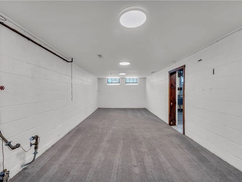 4610 Yorkshire Avenue, Parma, OH 44134 Photo 21