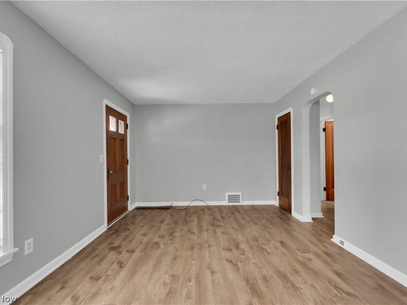 4610 Yorkshire Avenue, Parma, OH 44134 Photo 5