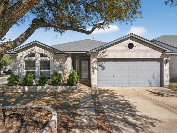 1201 Dillon Lake BND, Leander, TX 78641