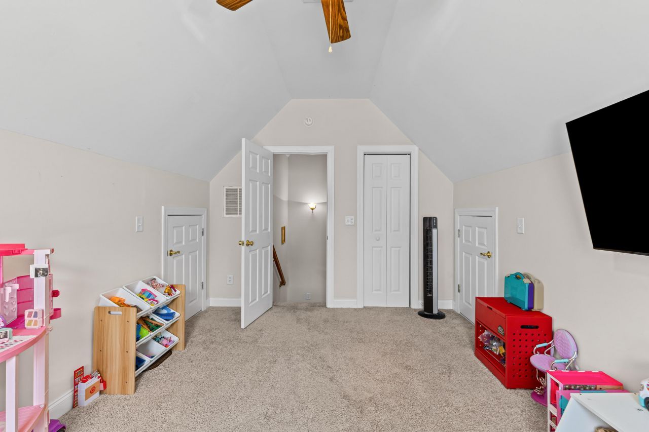 118 Northpark Avenue Photo 30