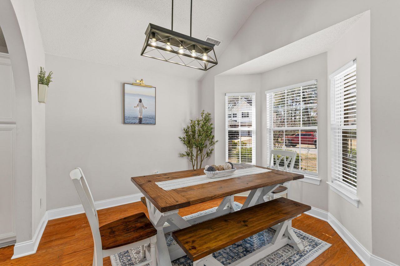 118 Northpark Avenue Photo 6