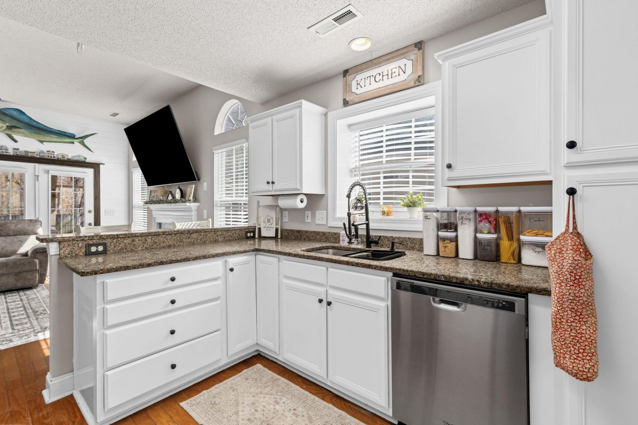 118 Northpark Avenue Photo 9