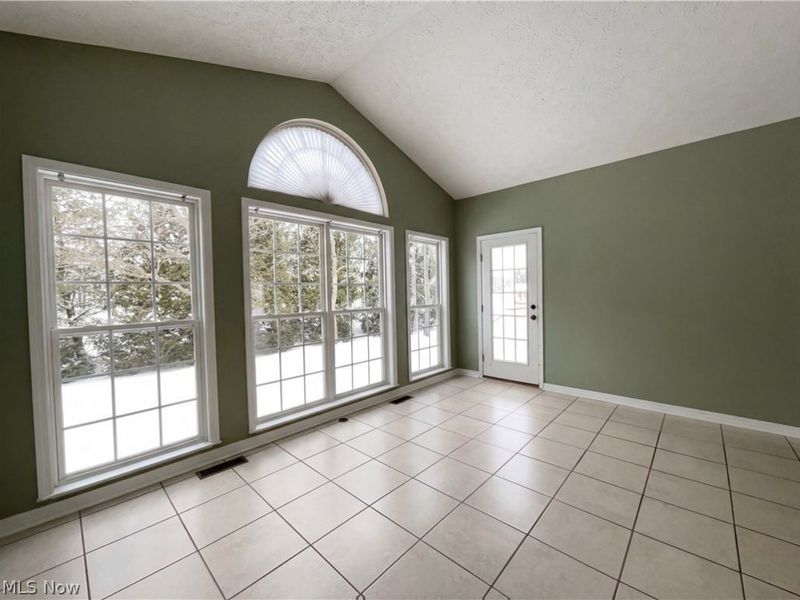 5198 Fairington Avenue, Copley, OH 44321 Photo 12