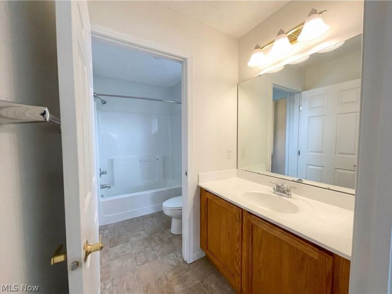 5198 Fairington Avenue, Copley, OH 44321 Photo 6