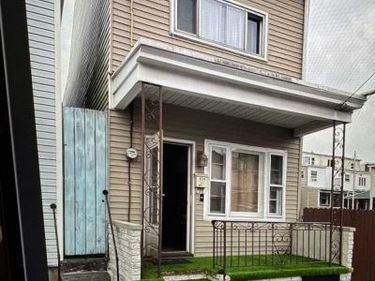 834 E MARKET STREET, MAHANOY CITY, PA 17948