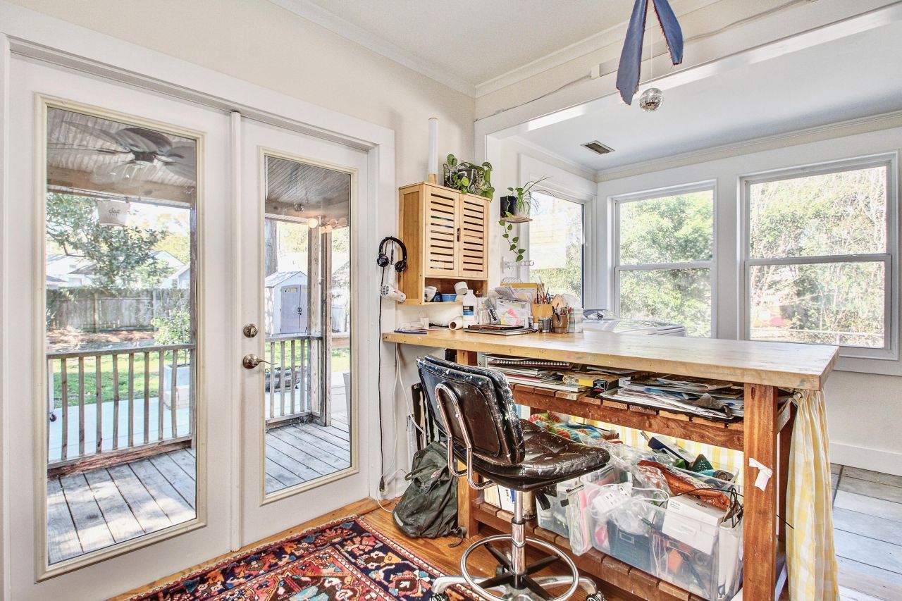 225 Plymouth Avenue Photo 19