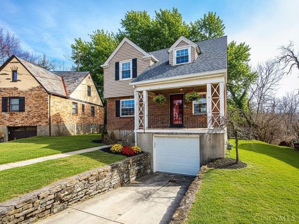 3264 Ashwood Drive, Cincinnati, OH 45213