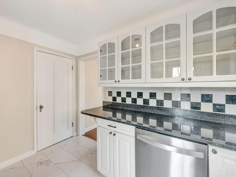 3264 Ashwood Drive, Cincinnati, OH 45213 Photo 18