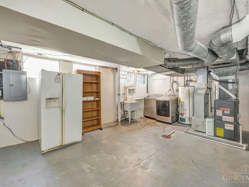 3264 Ashwood Drive, Cincinnati, OH 45213 Photo 33