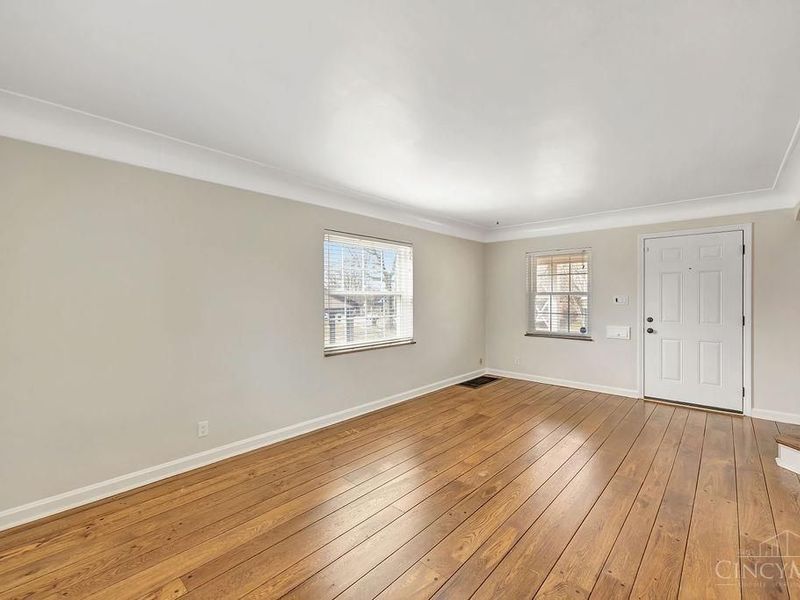 3264 Ashwood Drive, Cincinnati, OH 45213 Photo 8