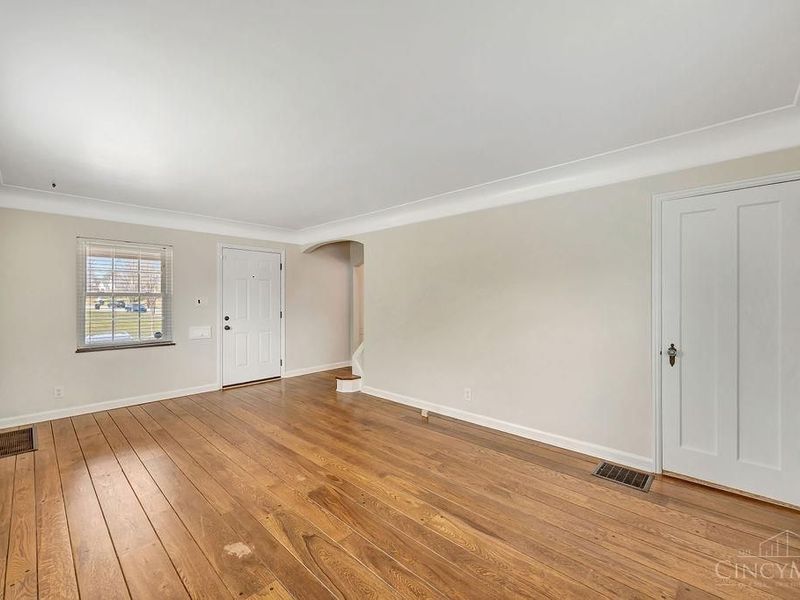 3264 Ashwood Drive, Cincinnati, OH 45213 Photo 9