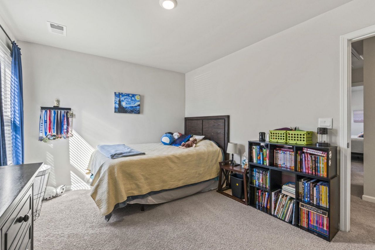 440 Royal Arch Dr.  Photo 29