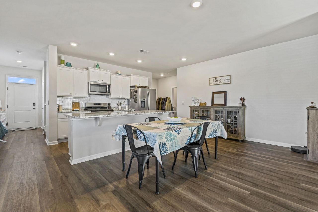 440 Royal Arch Dr.  Photo 8