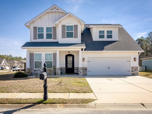 104 Westwind Court, Ocean Springs, MS 39564