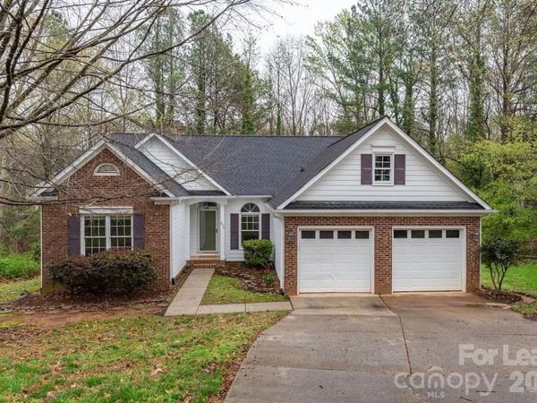 803 Brightmoor Drive, Matthews, NC 28105