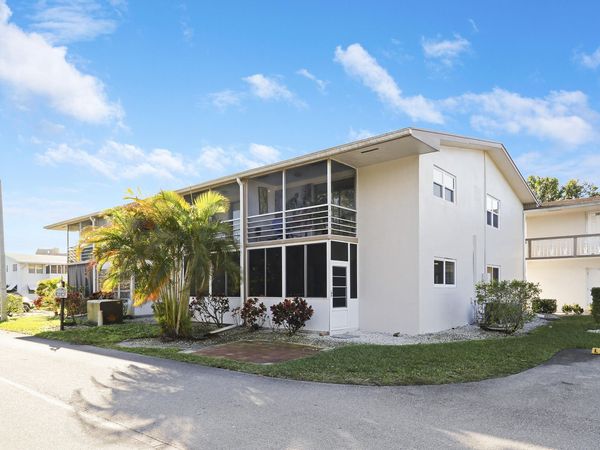269 Norwich L, West Palm Beach, FL 33417