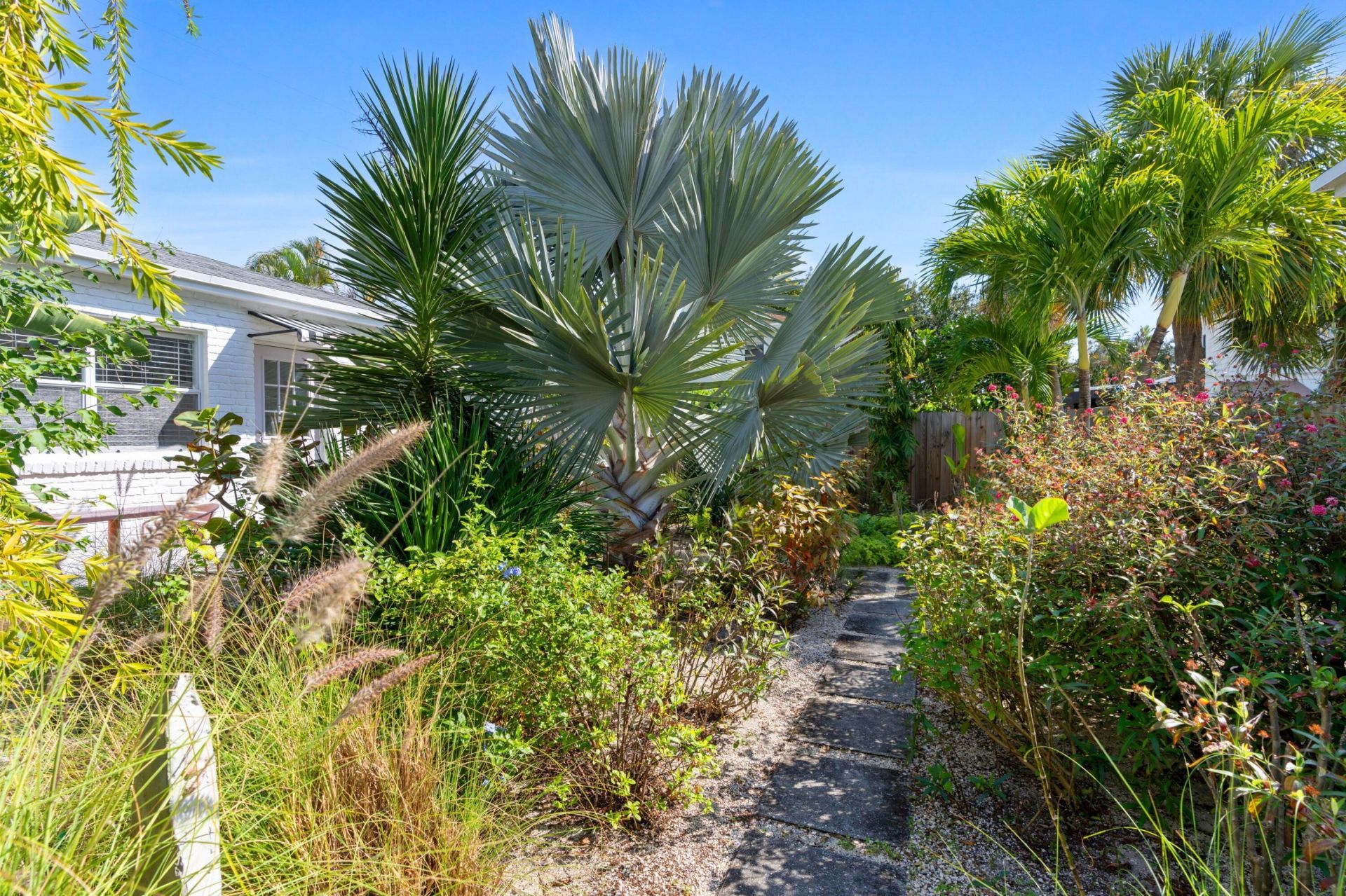 143 Greymon Drive, West Palm Beach, FL 33405 Photo