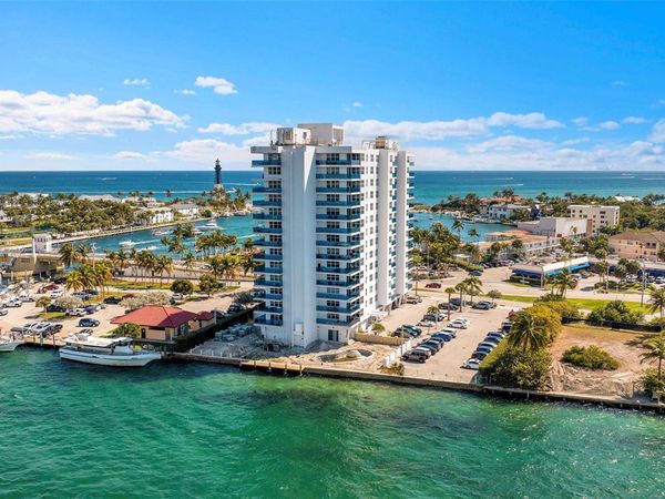 2639 N Riverside Drive, Unit 1005, Pompano Beach, FL 33062