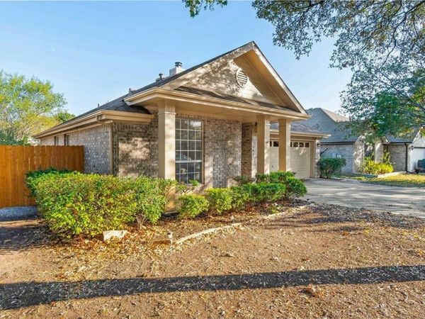 17111 Jigsaw Pathway, Round Rock, TX 78664