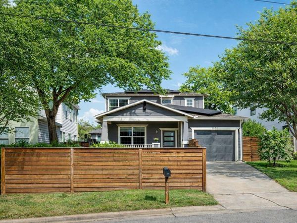 1910 E 10th ST, Austin, TX 78702