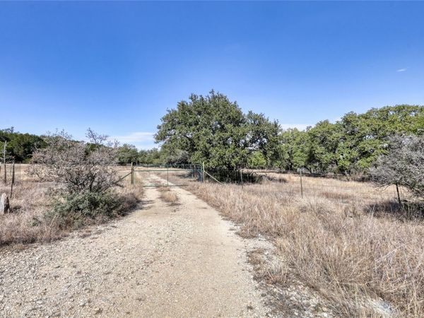 101 Purple Sage, Driftwood, TX 78619