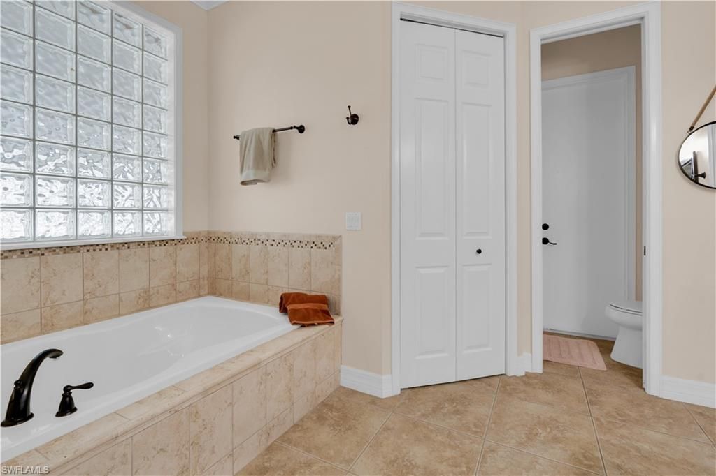 908 Pine Ave , Lehigh Acres, FL 33972 Photo