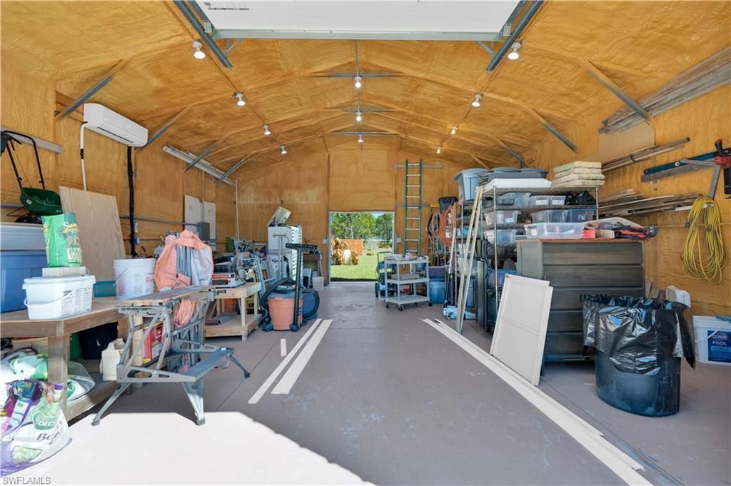 908 Pine Ave , Lehigh Acres, FL 33972 Photo