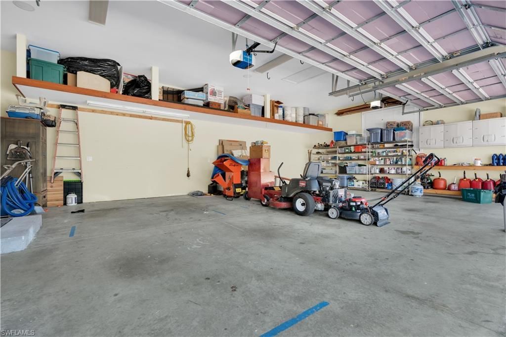 908 Pine Ave , Lehigh Acres, FL 33972 Photo