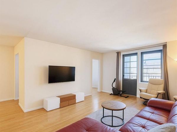 13950 35 Avenue, Unit 4, Flushing, NY 11354