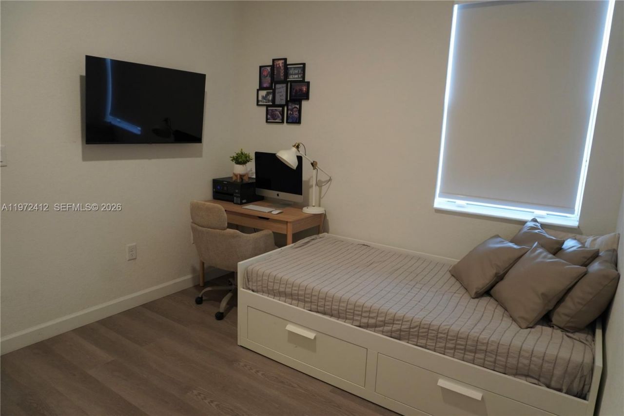 12305 NW 23 Ct , Miami, FL 33167 Photo