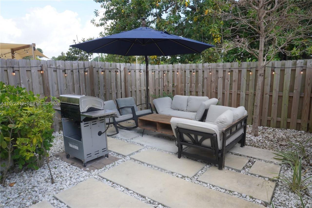 12305 NW 23 Ct , Miami, FL 33167 Photo