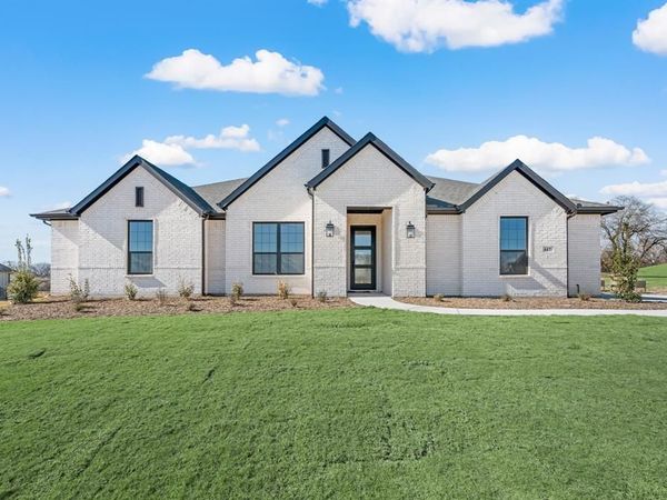 617 Pillar Street, Reno, TX 76020