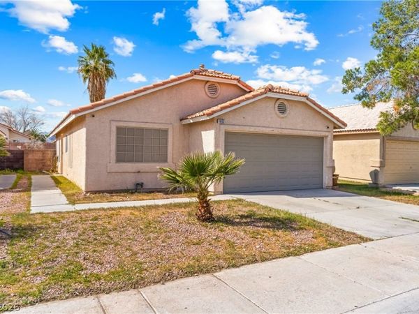 1853 Crystal Gem Street, Las Vegas, NV 89106