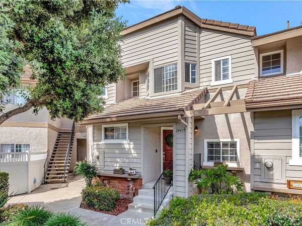 24419 Kingston Court, Laguna Hills, CA 92653